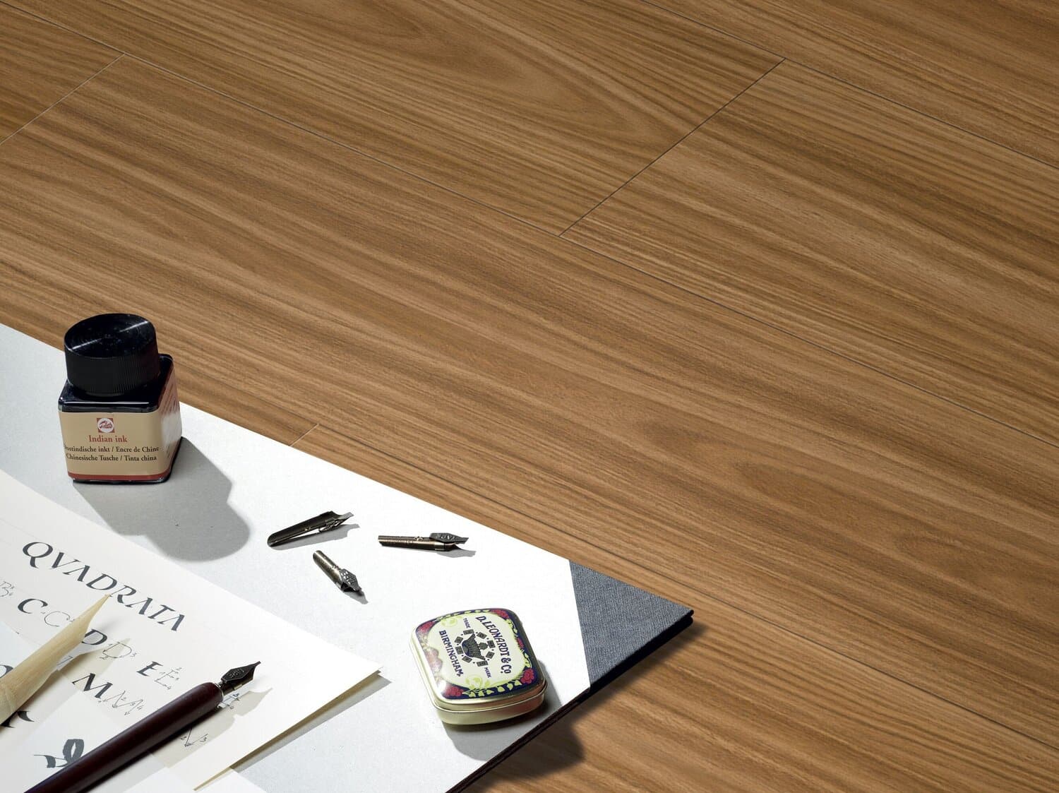 Linear Wood Honey 55